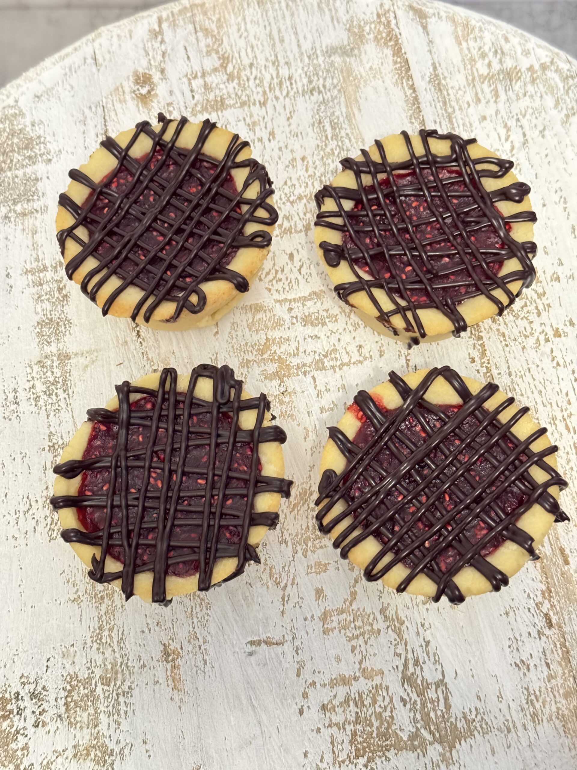 Scrumptious Raspberry Pie Cookie Cups – a unique dessert for all